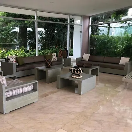 Beach Apartment *